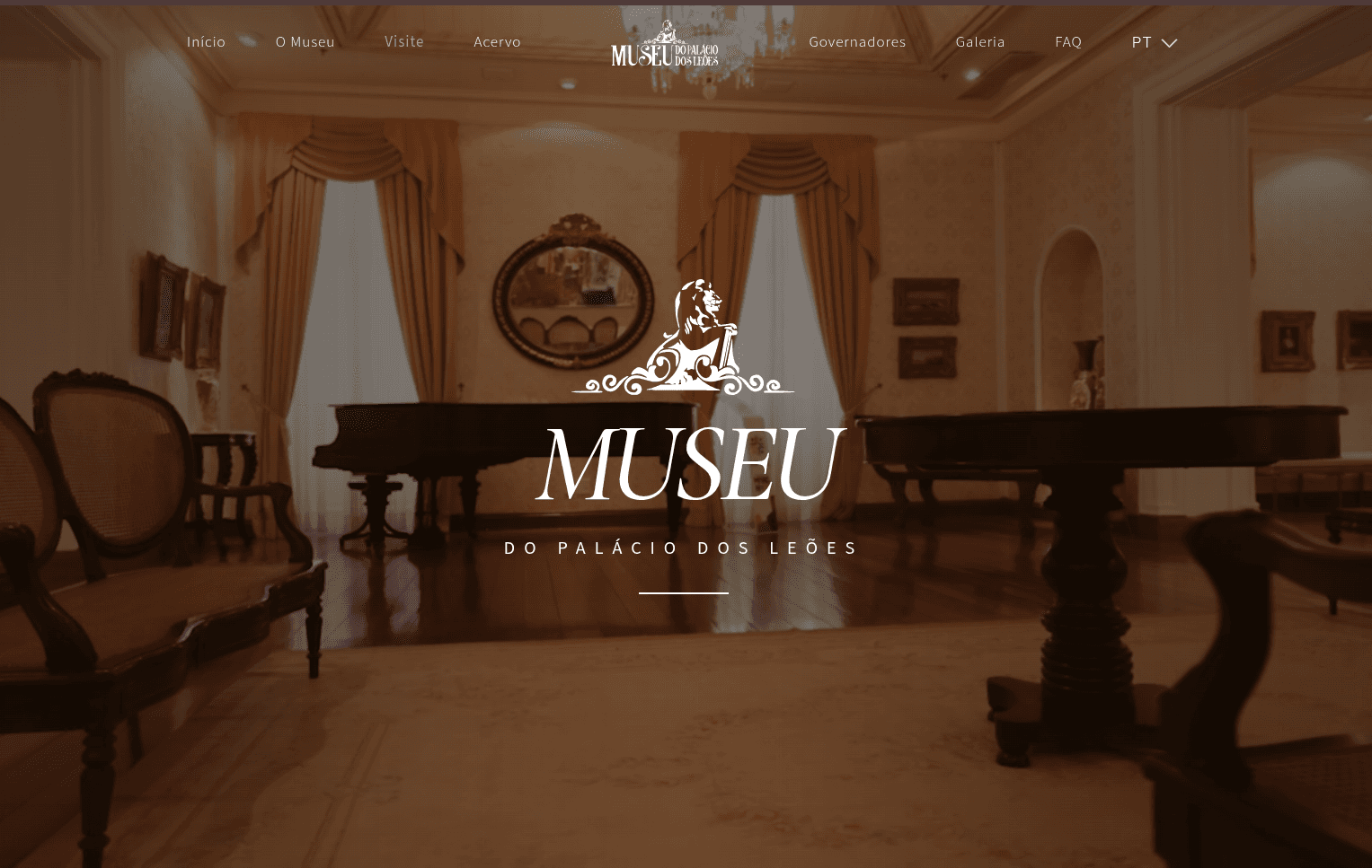 Página inicial do site do Museu do Palácio dos Leões, com fotografia dos salões históricos